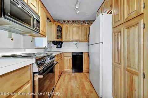 5765 N Canal Rd, Dimondale, MI 48821 photo 32
