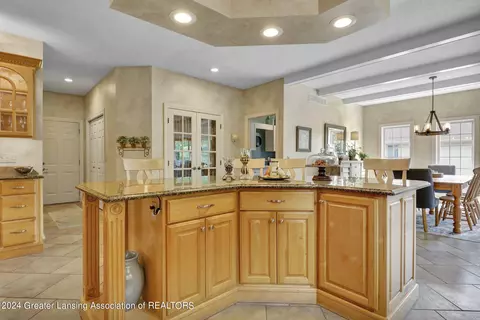 Kitchen - 406 W Spring Meadows Ln, Dewitt, MI 48820 photo 9 of 9