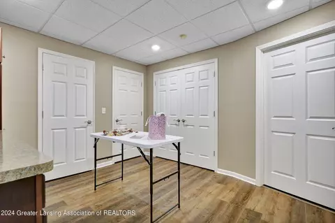 Entry Way - 406 W Spring Meadows Ln, Dewitt, MI 48820 photo 3 of 5
