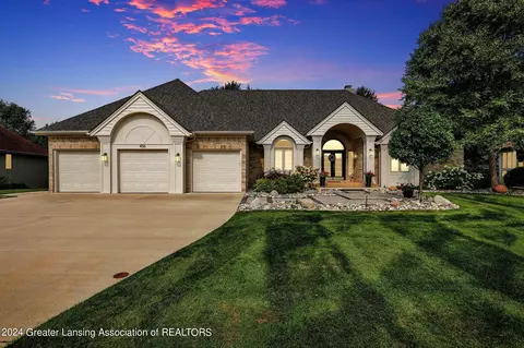 406 W Spring Meadows Ln, Dewitt, MI 48820