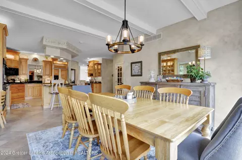 Dining - 406 W Spring Meadows Ln, Dewitt, MI 48820 photo 5 of 5