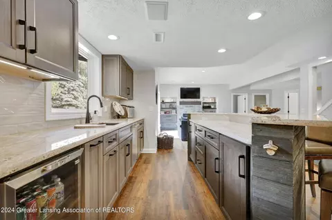 Kitchen - 406 W Spring Meadows Ln, Dewitt, MI 48820 photo 1 of 9