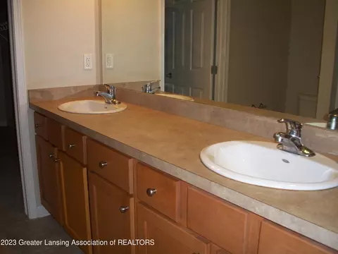 4295 Presidents Way, Dewitt, MI 48820 photo 18