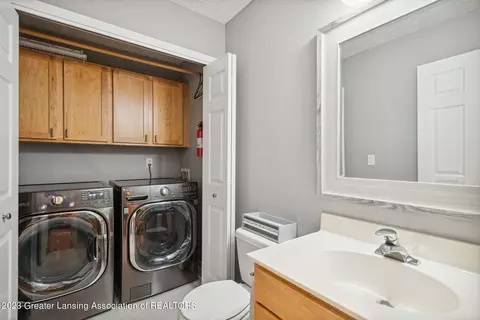 4176 Hamlet Cv #15, Bath, MI 48808 photo 16