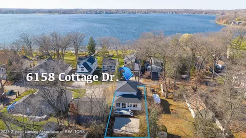 6158 Cottage Dr, Haslett, MI 48840 photo 4