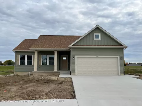 145 Jade Ct, Alma, MI 48801