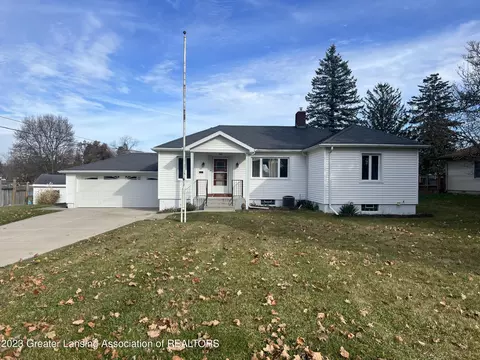 725 Water St, Eaton Rapids, MI 48827