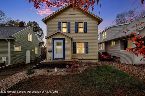 611 N Francis Ave, Lansing, MI 48912