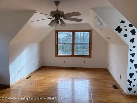 7626 Oakview Dr, Owosso, MI 48867 photo 8
