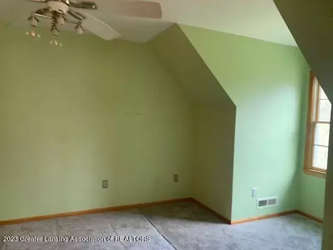 7626 Oakview Dr, Owosso, MI 48867 photo 11