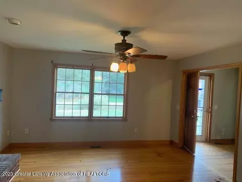 7626 Oakview Dr, Owosso, MI 48867 photo 6