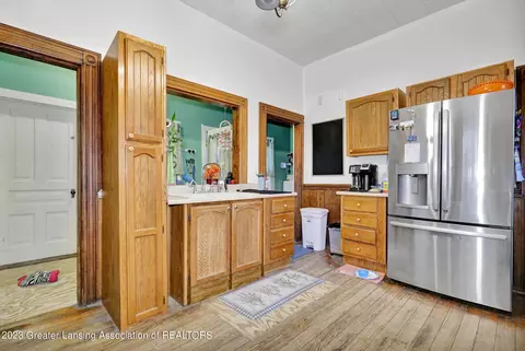 218 E Maple St, Bancroft, MI 48414 photo 9