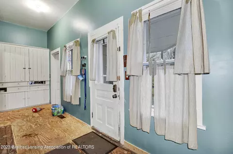 218 E Maple St, Bancroft, MI 48414 photo 6