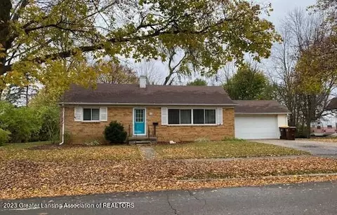 405 E Gibbs St, Saint Johns, MI 48879