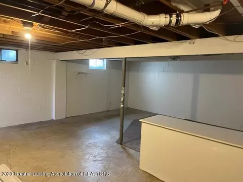 405 E Gibbs St, Saint Johns, MI 48879 photo 18