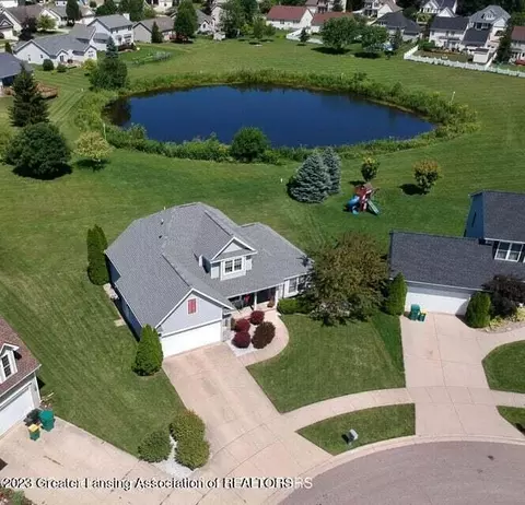 5018 Glendurgan Ct, Holt, MI 48842