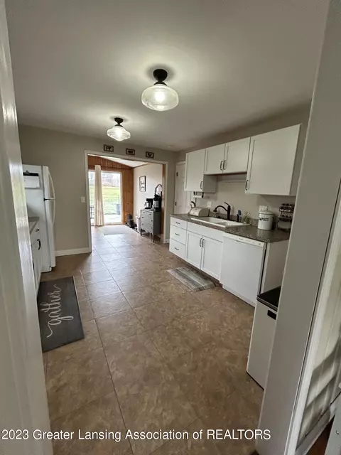 14076 Turner Rd, Dewitt, MI 48820 photo 11