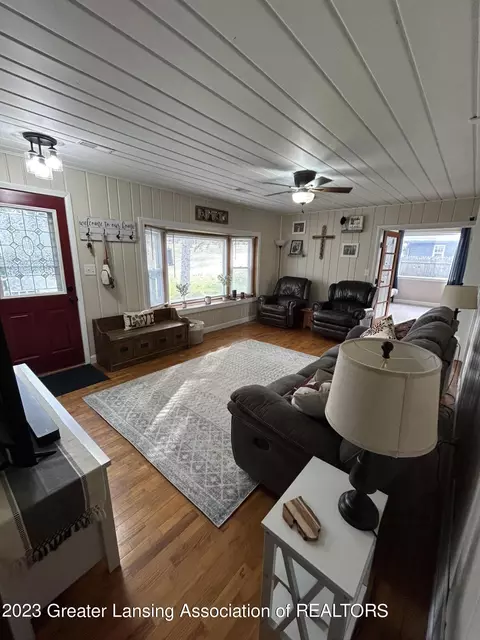 14076 Turner Rd, Dewitt, MI 48820 photo 3