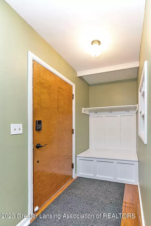 3210 Timber Dr, Lansing, MI 48917 photo 2