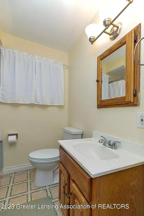 3210 Timber Dr, Lansing, MI 48917 photo 14
