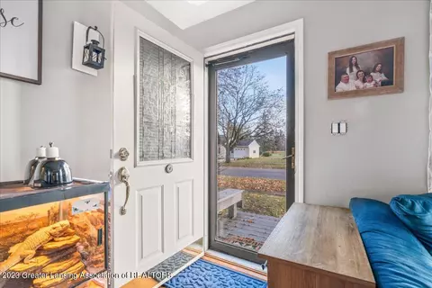 701 E Baldwin St, Saint Johns, MI 48879 photo 5