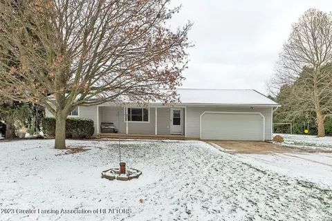 10855 S Lowell Rd, Dewitt, MI 48820