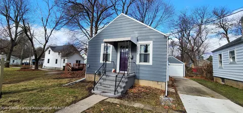 1511 Sheldon St, Lansing, MI 48906