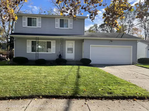 1223 S Briarfield Dr, Lansing, MI 48910