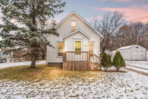 527 E Sheridan Rd, Lansing, MI 48906
