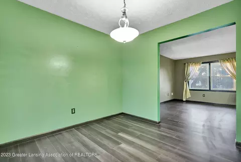 429 Jade Dr, Lansing, MI 48917 photo 10