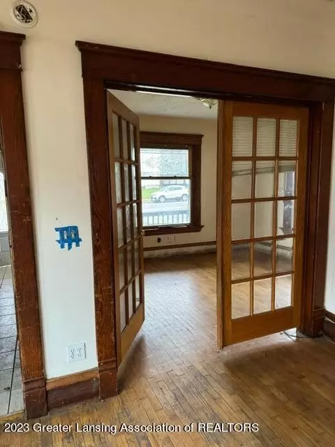 118 W Csar E Chvez Ave, Lansing, MI 48906 photo 5