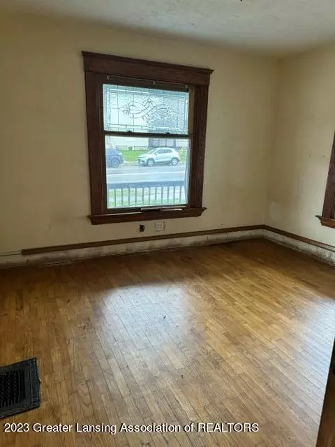 118 W Csar E Chvez Ave, Lansing, MI 48906 photo 20