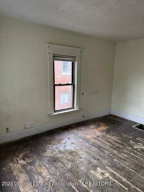 118 W Csar E Chvez Ave, Lansing, MI 48906 photo 19