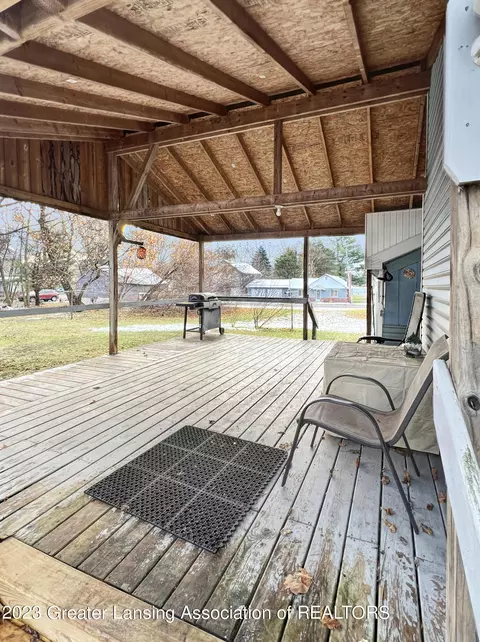 4308 1st St, Mcbride, MI 48852 photo 18