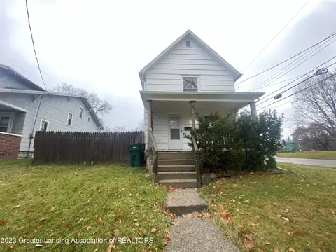 925 Wisconsin Ave, Lansing, MI 48915