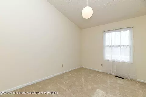 1191 E State Rd, Lansing, MI 48906 photo 16