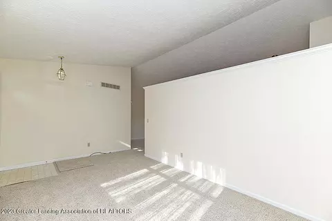 1191 E State Rd, Lansing, MI 48906 photo 8