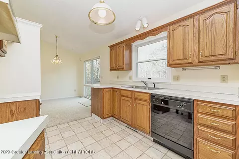 1191 E State Rd, Lansing, MI 48906 photo 13