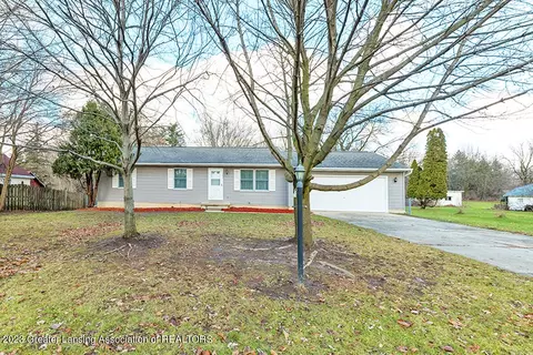 1191 E State Rd, Lansing, MI 48906 photo 2