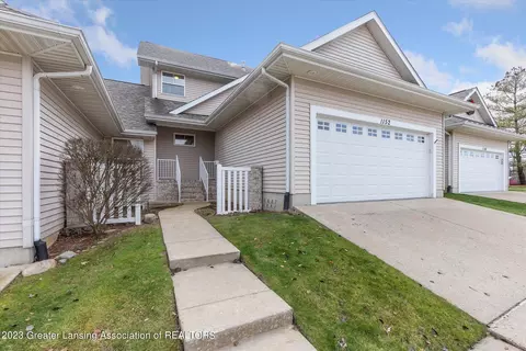 1152 E Maide Marians Ct #5, Williamston, MI 48895