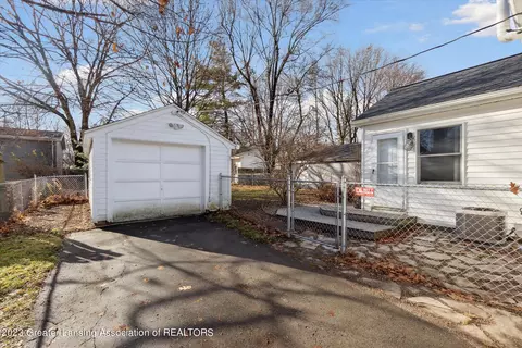 710 Pacific Ave, Lansing, MI 48910 photo 31