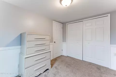 23347 Easterling Ave, Hazel Park, MI 48030 photo 32