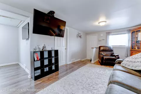 23347 Easterling Ave, Hazel Park, MI 48030 photo 15