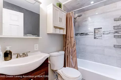 23347 Easterling Ave, Hazel Park, MI 48030 photo 21