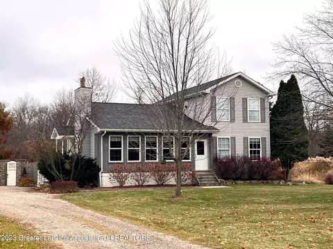 11613 Cork Rd, Morrice, MI 48857