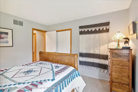 7571 Beard Rd, Avoca, MI 48006 photo 36