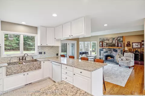 7571 Beard Rd, Avoca, MI 48006 photo 11