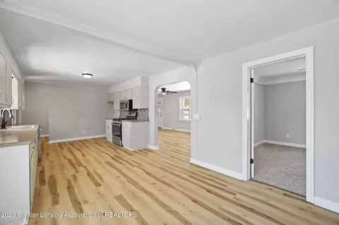 1206 Whitney St, Jackson, MI 49202 photo 10