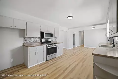 1206 Whitney St, Jackson, MI 49202 photo 13