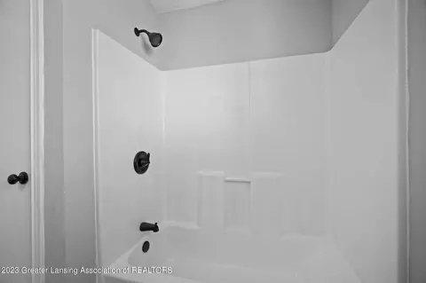 1206 Whitney St, Jackson, MI 49202 photo 17